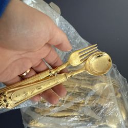 sets of utencils