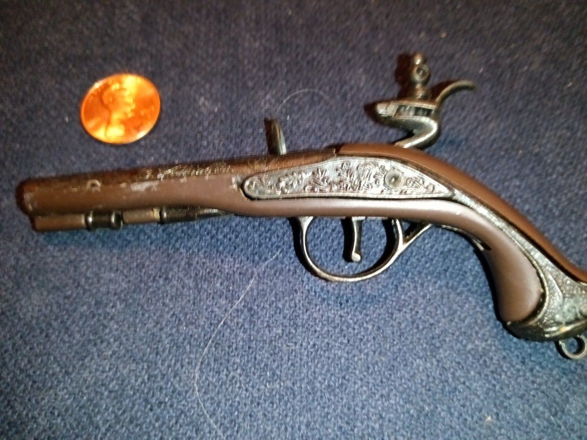 Vintage Miniature Redondo "G. Washington" Flintlock Toy Cap Gun Pistol

