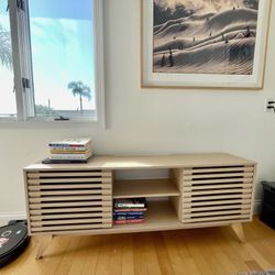 Media Console To Stand