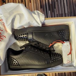 Christian Louboutin Seavaste 2 Orlato Flat Sneaker Sz 42EU = 9 US Worn Once $675