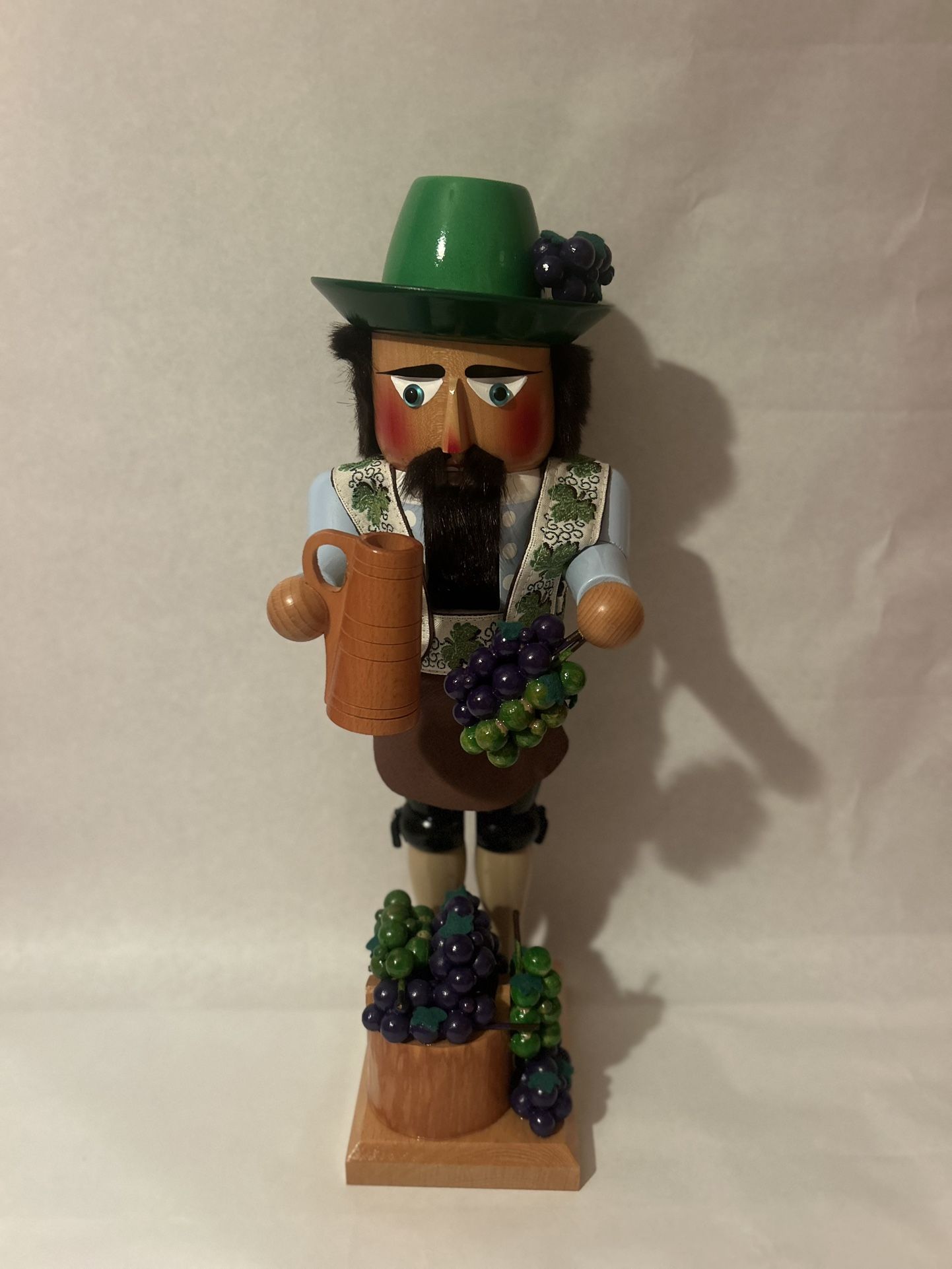 Vintage STEINBACH Nutcracker Winemaker with Tankard & Grapes