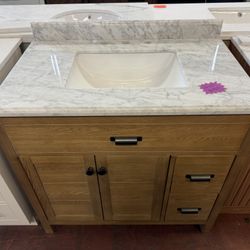 Stanhope 37 in. Single Sink Reclaimed Oak Bath Vanity