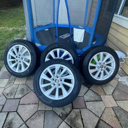 Camry OEM Rims with new tires  5x114.3