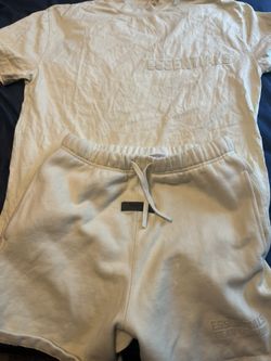 Limited Edition Essential Set