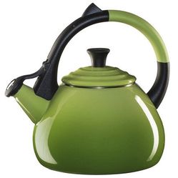Le Creuset Enamel-on-Steel Tea Kettle - 1.6 QT (Green Ombre) 