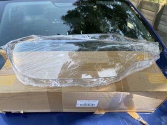 Right R f30 f31 headlight lens cover brand new