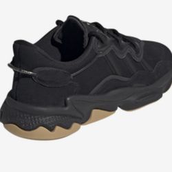 adidas Originals Ozweego Casual Sneakers