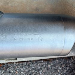 18 - 20 Harley Davidson FXFB Fat Bob Exhaust Mufflers Muffler Pipe (contact info removed)0