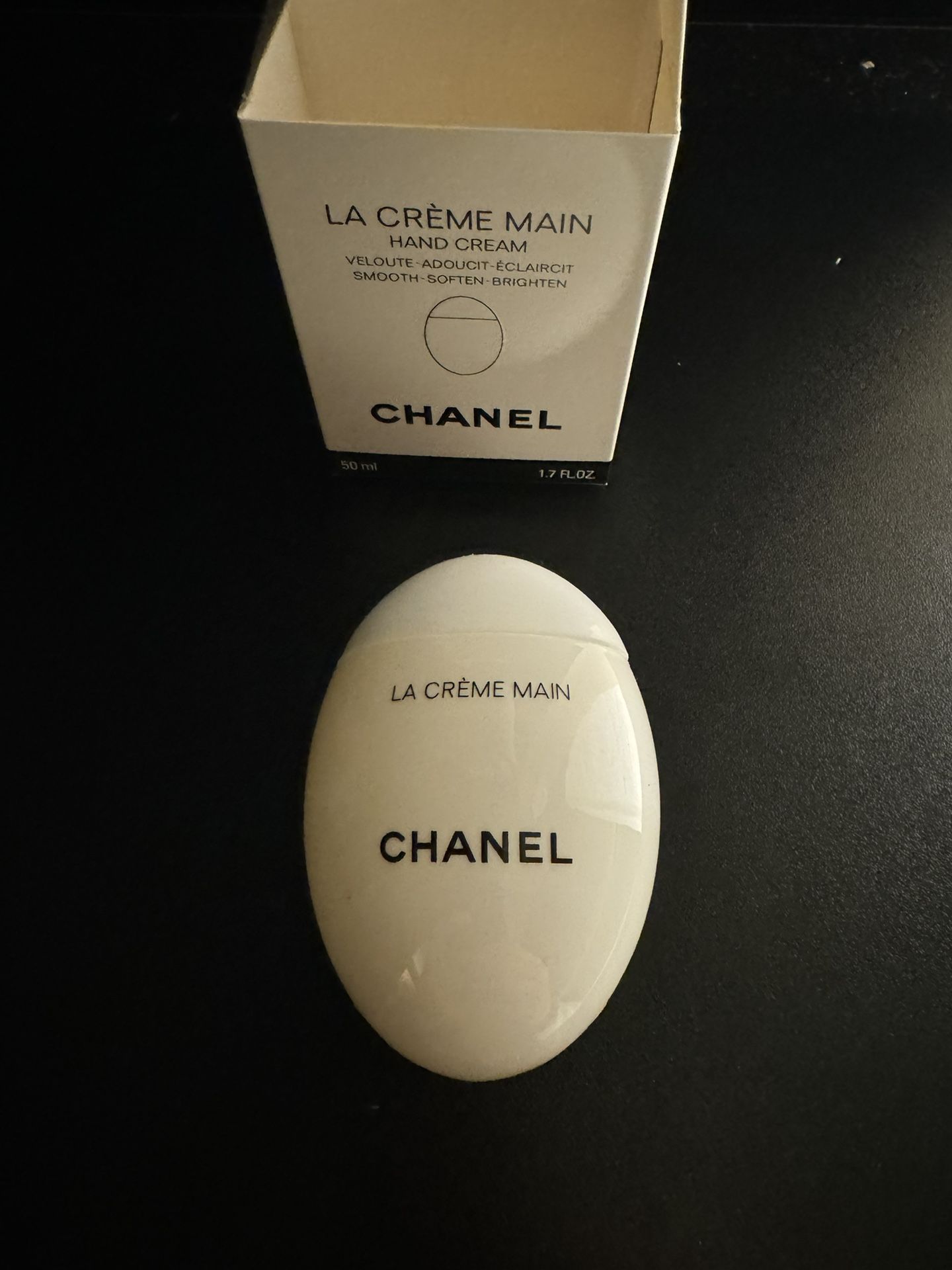 Chanel La Creme Main