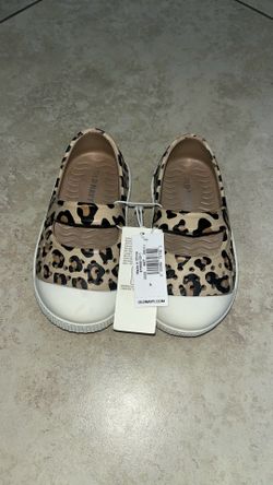 Old Navy Toddler Girl’s Perforated Cheetah Print Slip On Shoes, Size 5