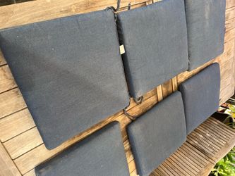 6x sunbrella brand seat cushions in navy blue  Located in concord   Measures 20” x 18”;  2.5” thick   $80 or best offer for the 6 cushions