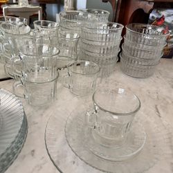 Vintage MCM 40 Piece Set Vitro Corning Clear Glass Ribbed Edge