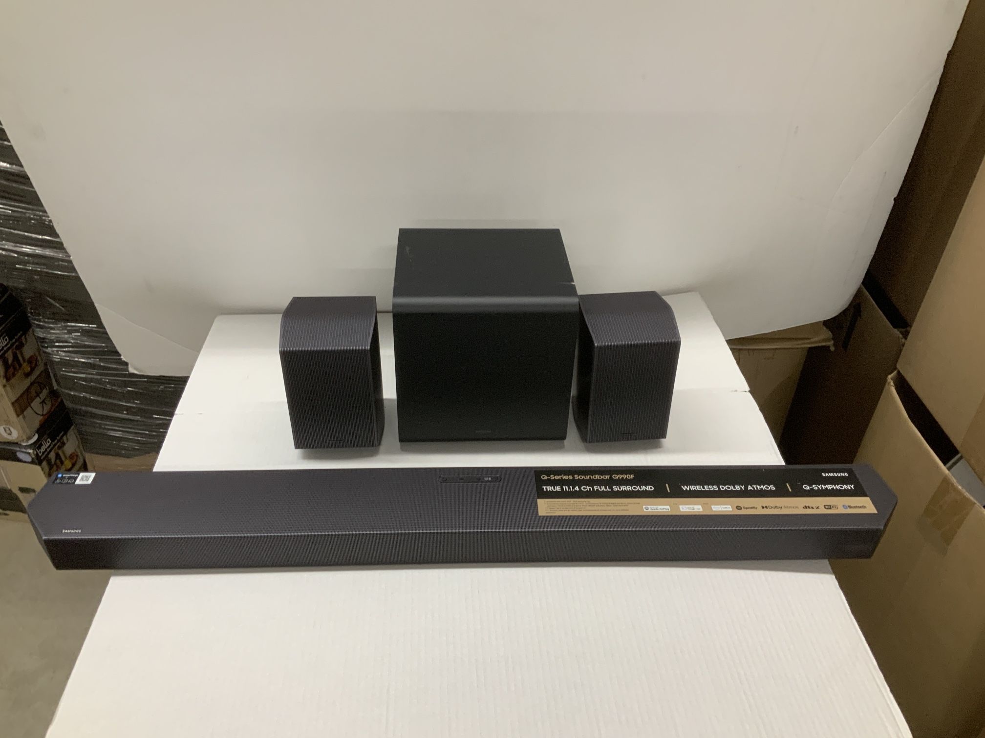 Samsung - Q-Series Soundbar HW-Q990F 11.1.4 ch w/ Subwoofer and Rear Speaker - Graphite Black #882