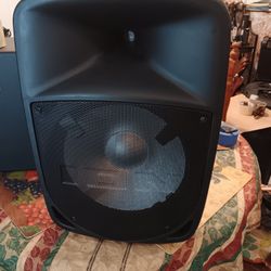 ION SPEAKER BLUETOOTH MODEL PRO GLO 1500. MUY BUENA CONDICION