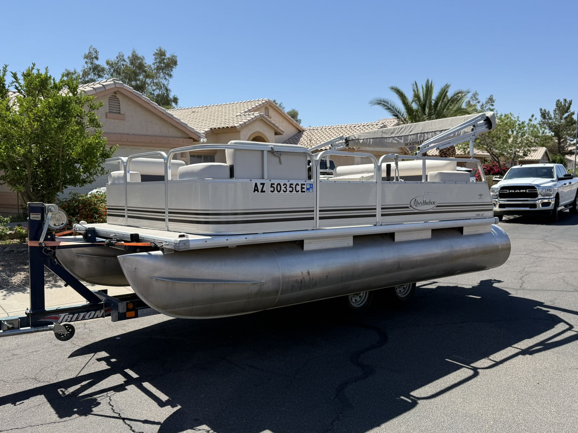 Pontoon Boat