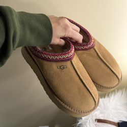 UGG Taz Women's Slippers 6.5M