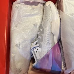 Adidas D.O.N Issue 4 