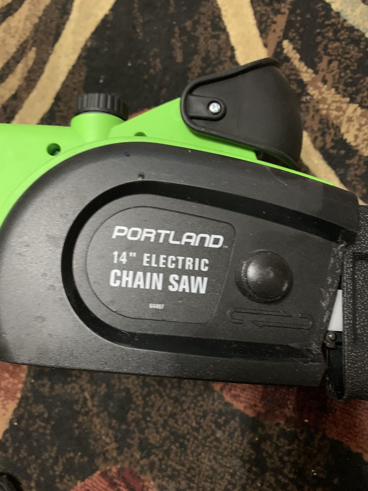 Portland electric chainsaw