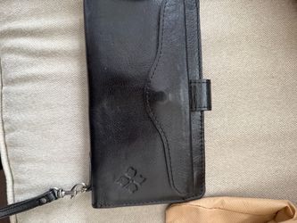 Black Leather Wristlet Wallet Patricia Nash