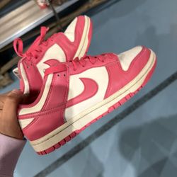 pink dunks