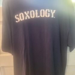 Men's Boston Red Sox T-shirt size 2X color blue