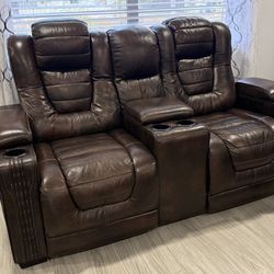 Electric Reclining Sofas