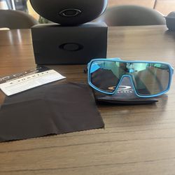 Oakleys sunglasses