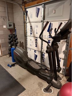 Life Fitness X9 Elliptical Machine