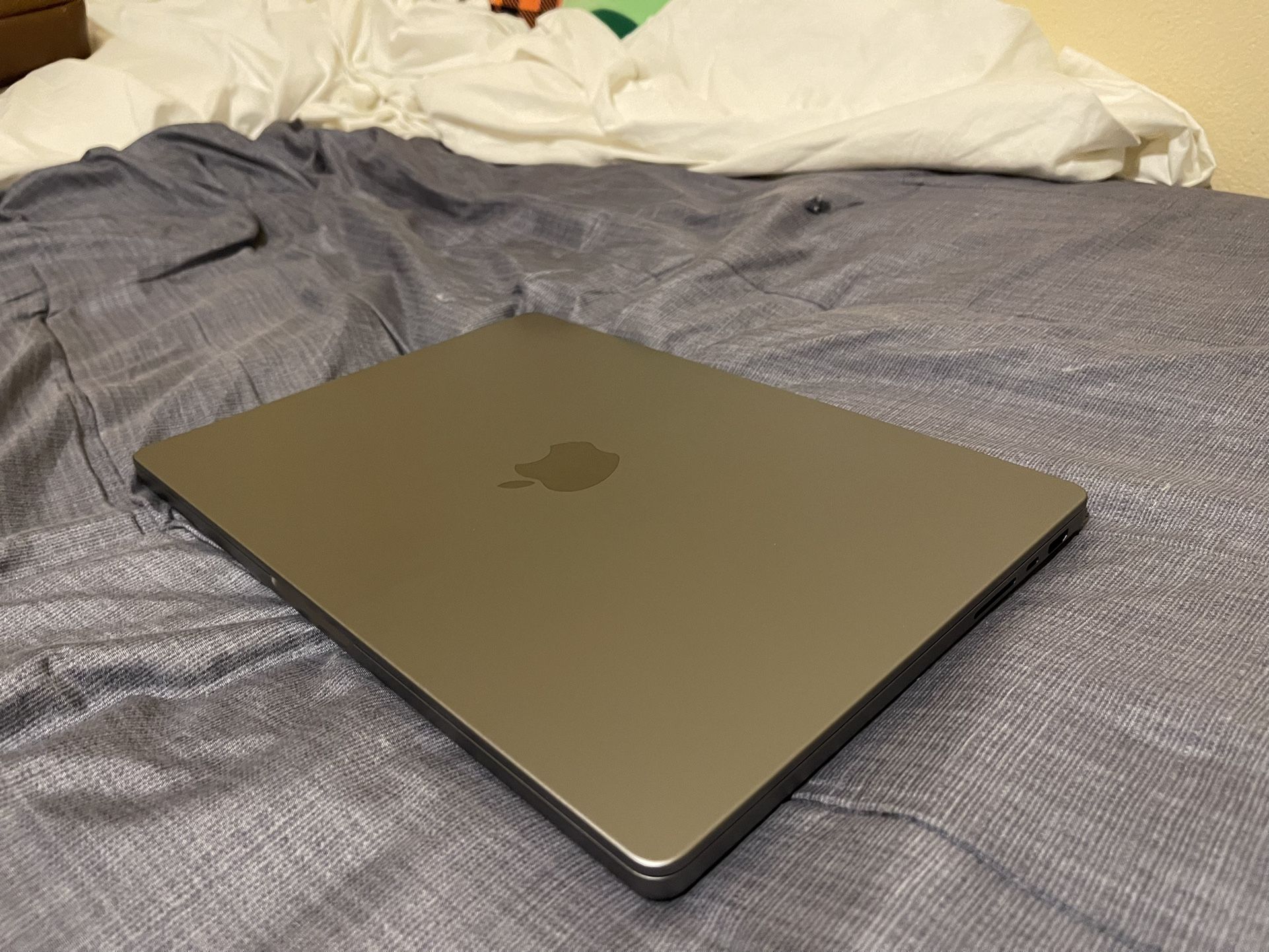 Apple MacBook Pro 14in