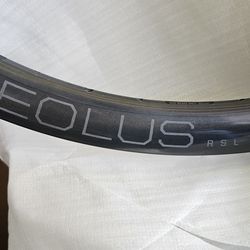 Pair of Bontrager AEOLUS  RSL 37 disc wheels set NEW