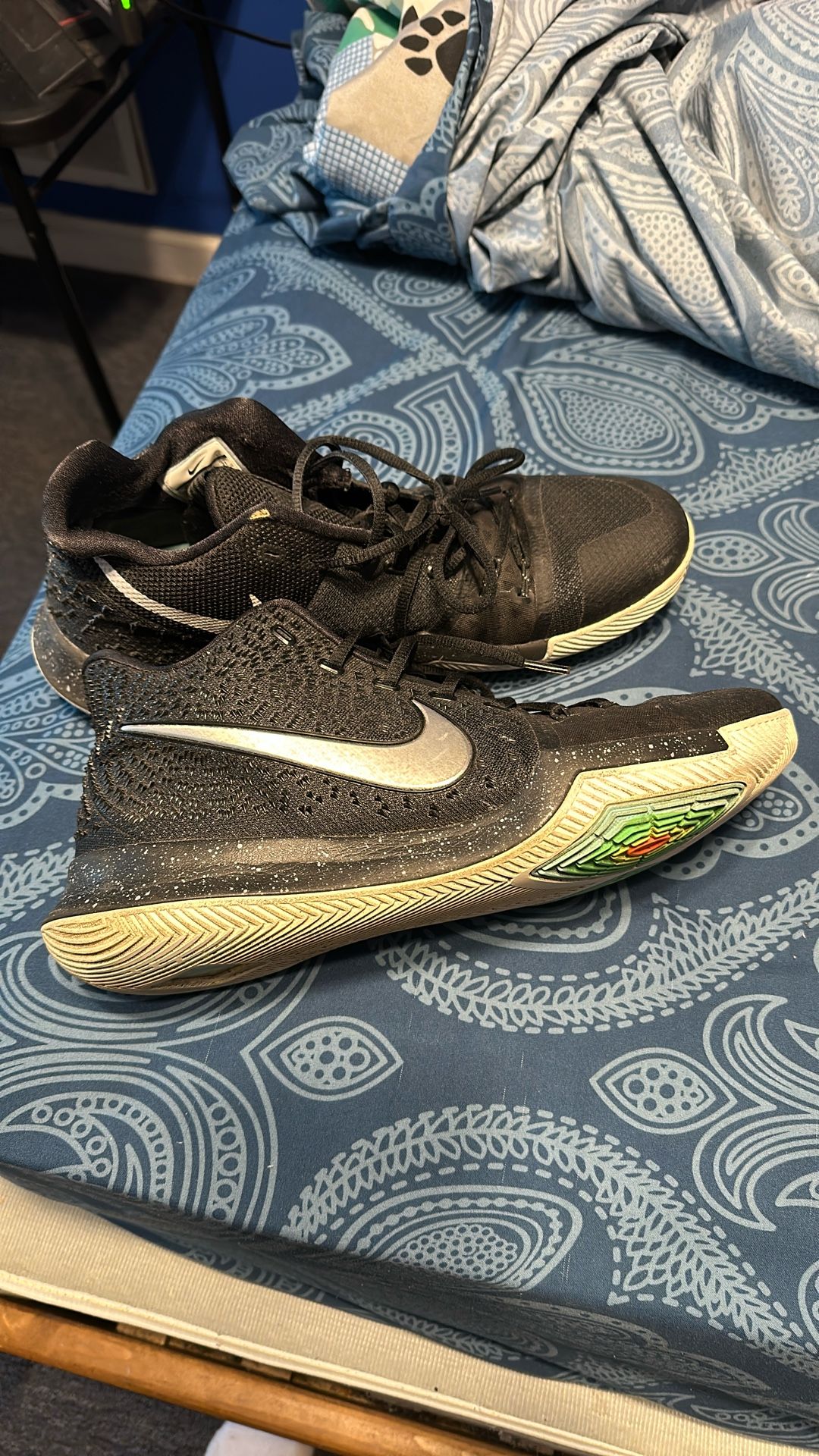 Black Kyrie 3 Size 13