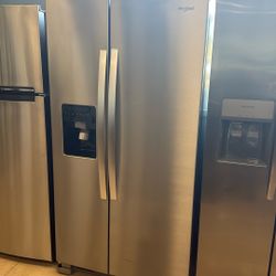 Fridge Whirlpool 799$ 