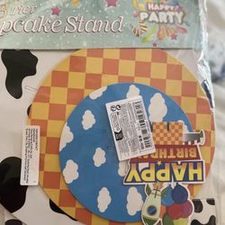 Toy story cupcake stand / 102 pcs balloons 