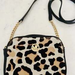 Michael Kors - Cheetah Print Crossbody