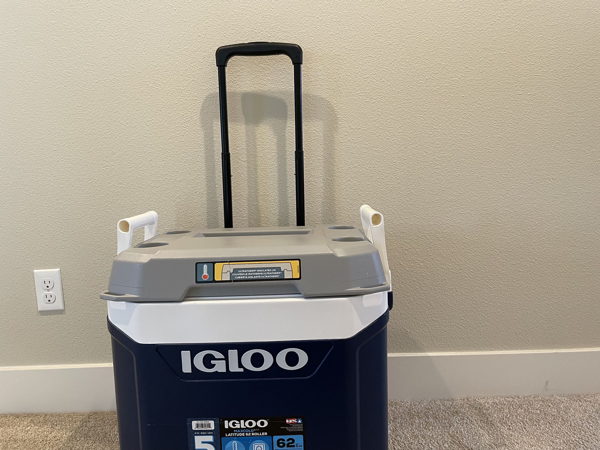 Igloo Maxcold cooler With Wheels 