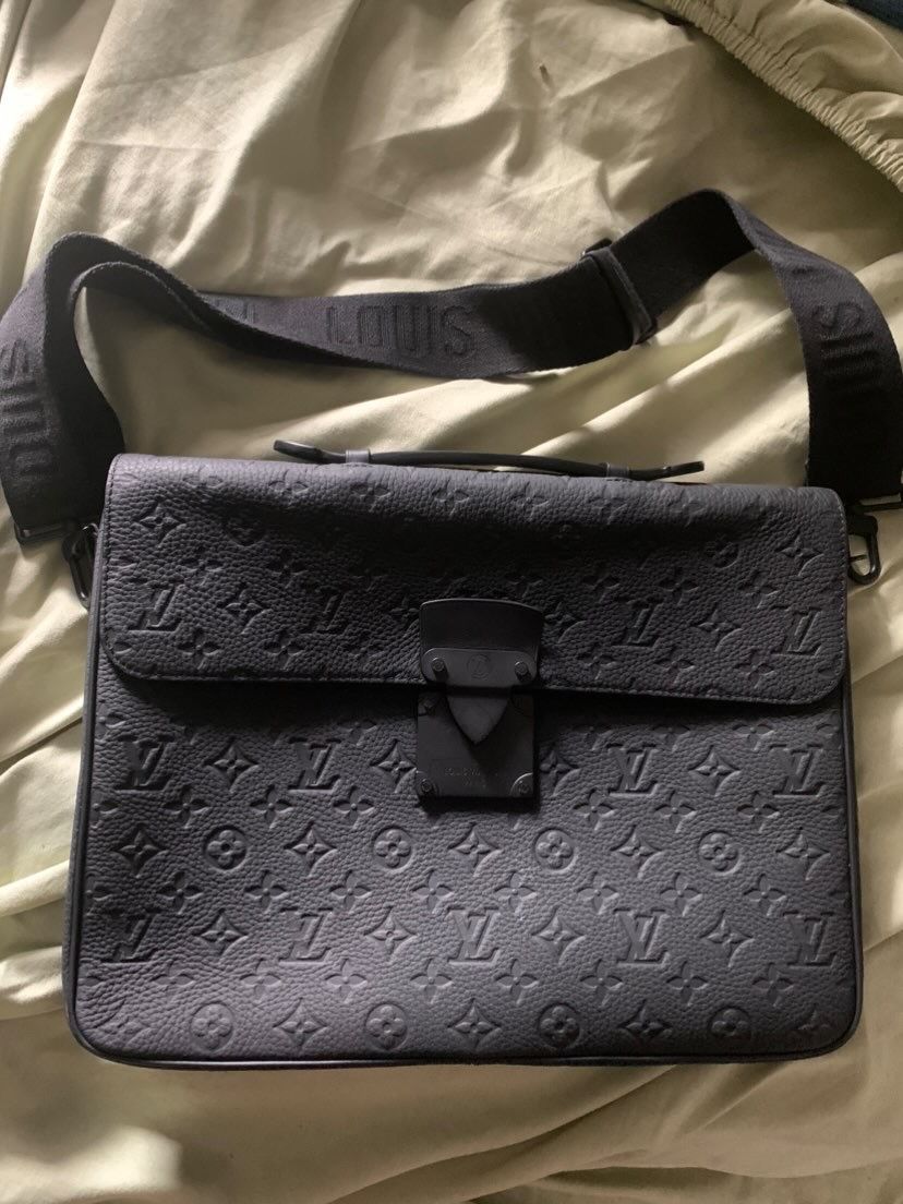Louis Vuitton men’s bag