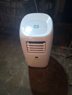 Hisense.    Portable air condltioner
