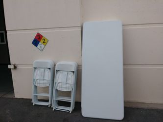 Sillas y mesas para fiestas!