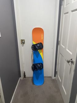 Snowboard with Bindings - Size 142cm