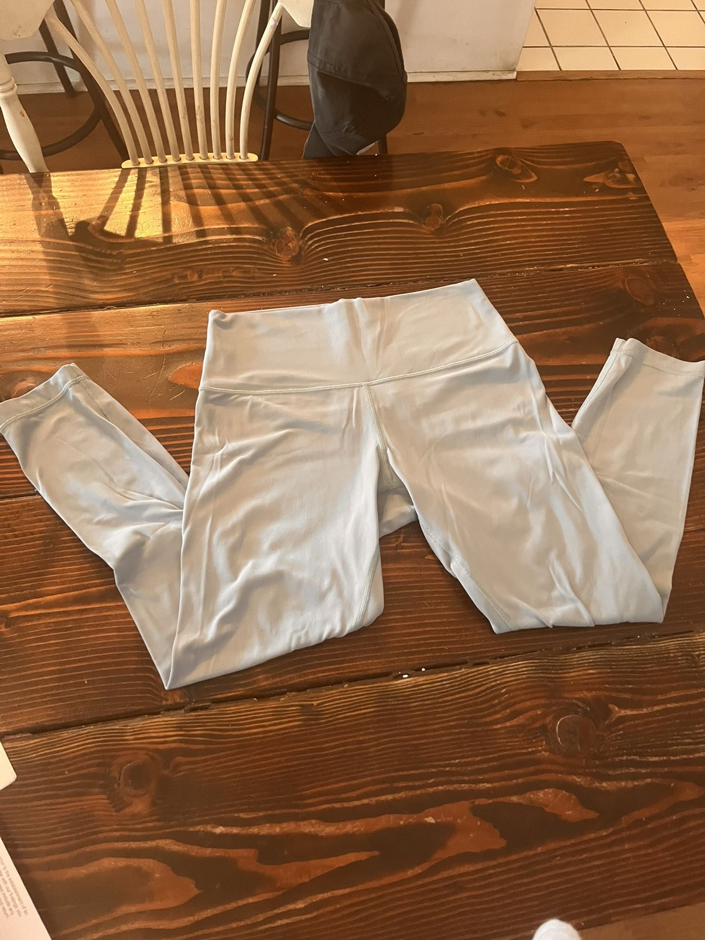 LULULEMON ALIGNS 10