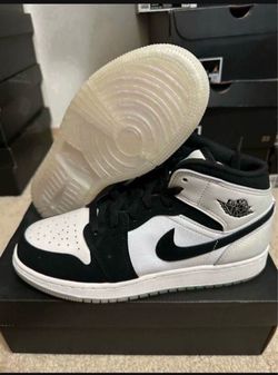 Nike Air Jordan 1 Mid Diamond Shorts GS DN4321-100 Size 6Y Brand New