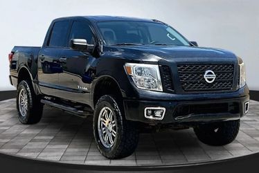 2019 Nissan Titan Crew Cab