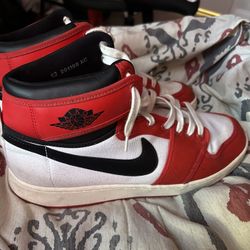 Jordan 1 Retro AJKO Chicago (2021) Size 13