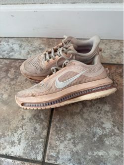 2 Pairs Nike Shoes – Nike Air Zoom Women’s 7 & Air Force 1s Youth 7 – Lightly Used