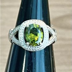 Elegant silver ring Stamped 925