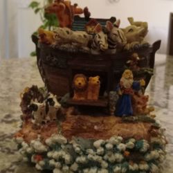 Vintage Noah's Ark Musical Decor 