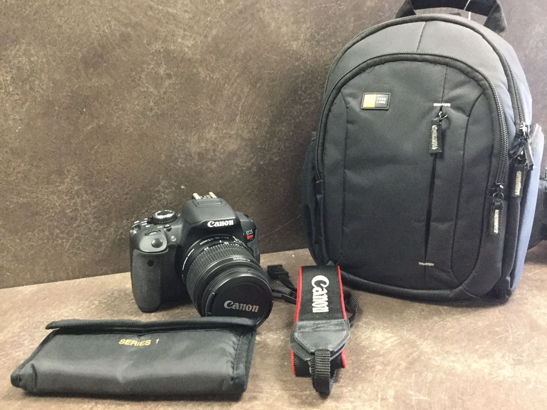 CANON EOS REBEL T4i - WITH 18-55mm KIT LENS + More