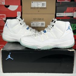 Size 10.5M - Jordan 11 Retro ‘Legend Blue’
