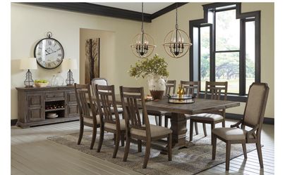 Extended table. Dining Room Table