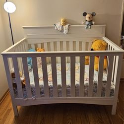 Crib In Great Condition Like New